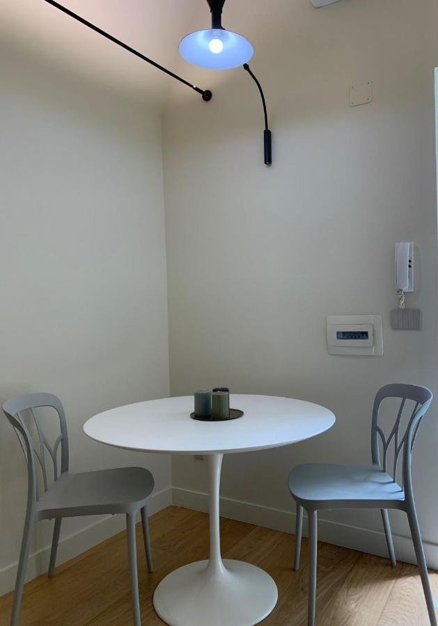 نابولي Martiri Boutique Apartment المظهر الخارجي الصورة